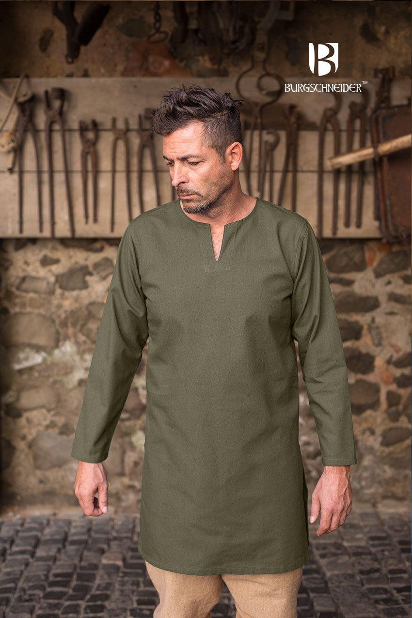 Under Tunic Leif (visible used)